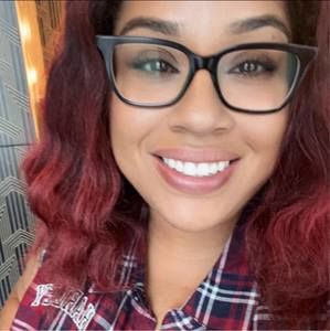 Meet your Posher, Suelee